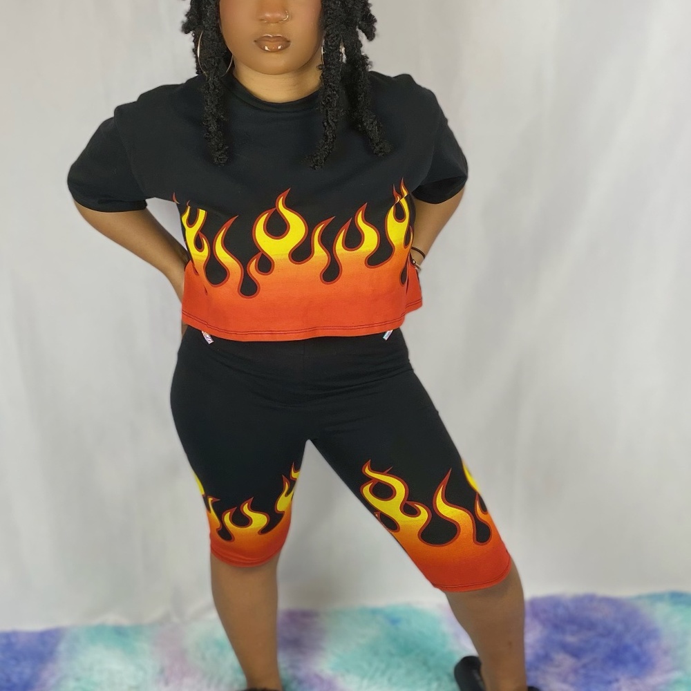 WOMENS CROP TOP BIKER SHORTS TWO PIECE SET